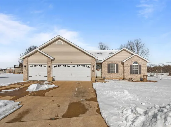 1 Pueblo Cir, Festus, MO 63028