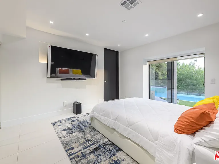 2271 Gloaming Way — Photo 38