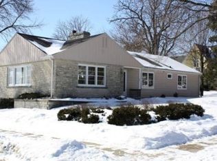 610 Maiden St, Mineral Point, WI 53565