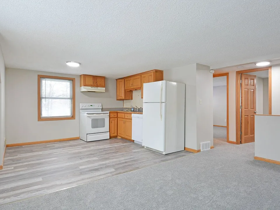 2153 Green - BRRE