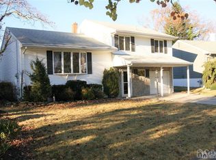 42 Foothills Dr, South River, NJ 08882
