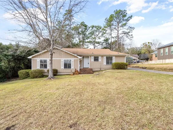 1830 Highwood Dr, Mobile, AL 36695
