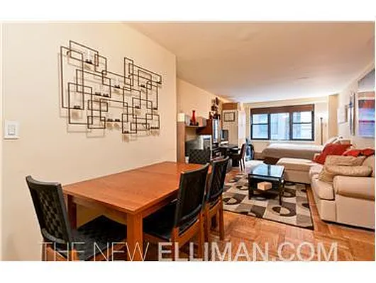 Rented by Douglas Elliman | media 23