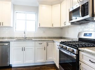 391-02 Hyde Park Ave #208, Roslindale, MA 02131