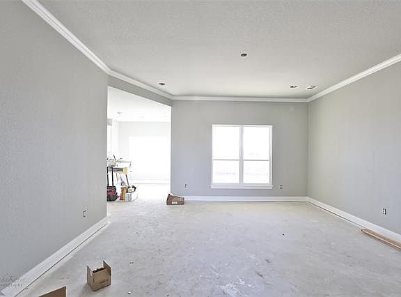 4th image of 231 Park Ave