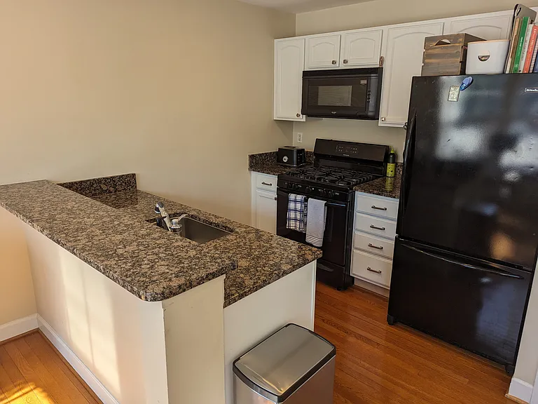 2902 Porter St NW #45 — Photo 4