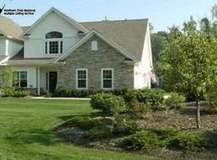 11114 Quail Hollow Dr #22, Concord Township, OH 44077