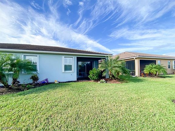 4th image of 10263 Bonavie Cove Dr