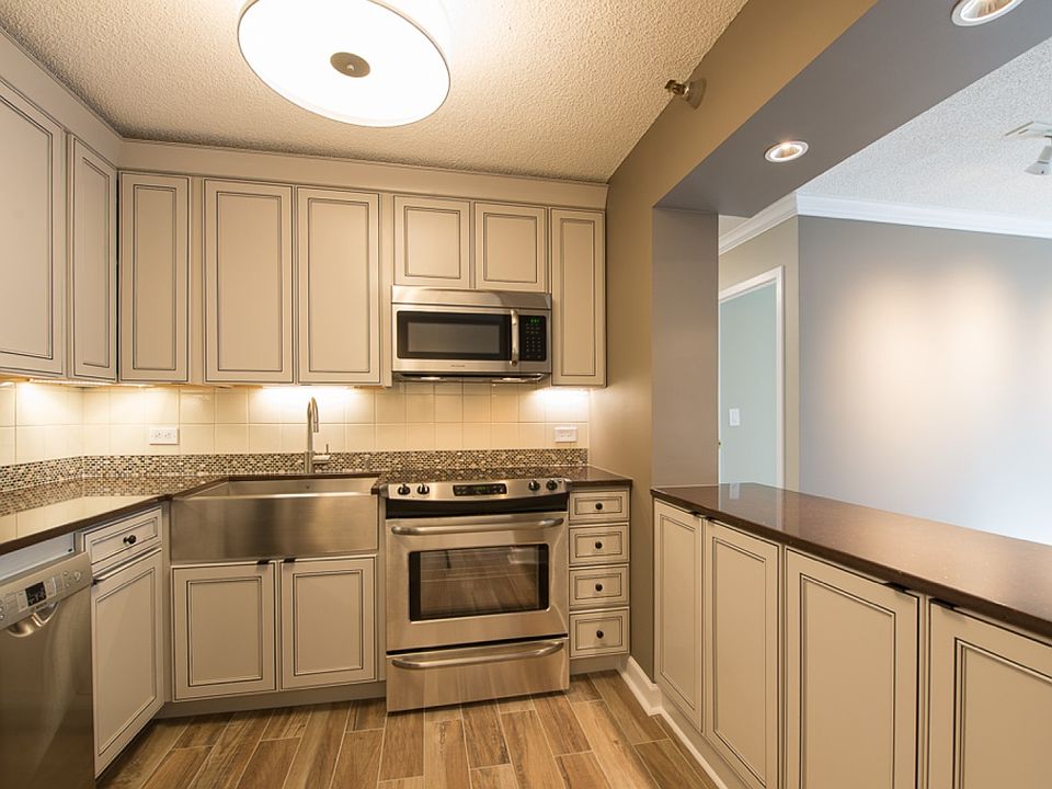 2107 Kitchen_09172024