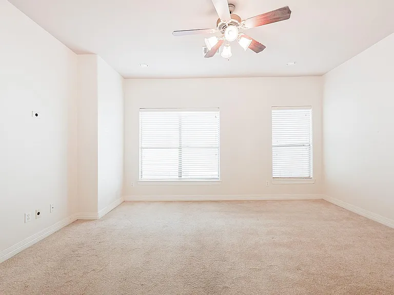 2540 Prospect St #C — Photo 23