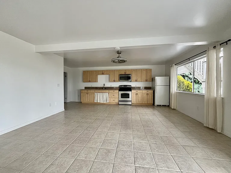 73-1XX9 Melomelo St — Photo 1