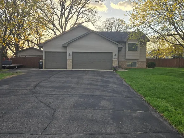13676 Marigold St NW, Andover, MN 55304