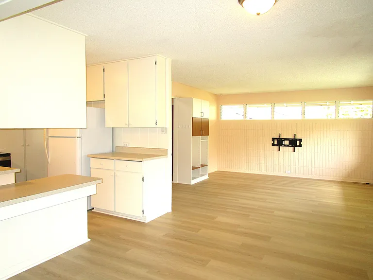 868 Waioli St — Photo 30