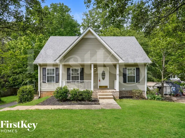 2675 Elkmont Dr, Clarksville, TN 37040