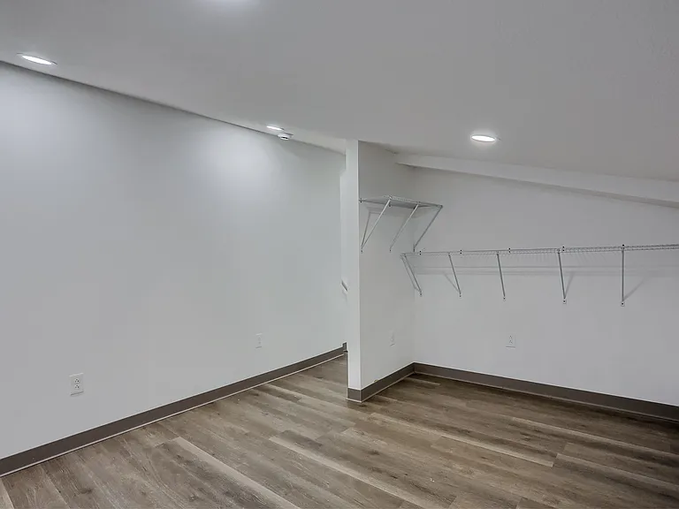 124 Kathleen Dr #5 — Photo 33