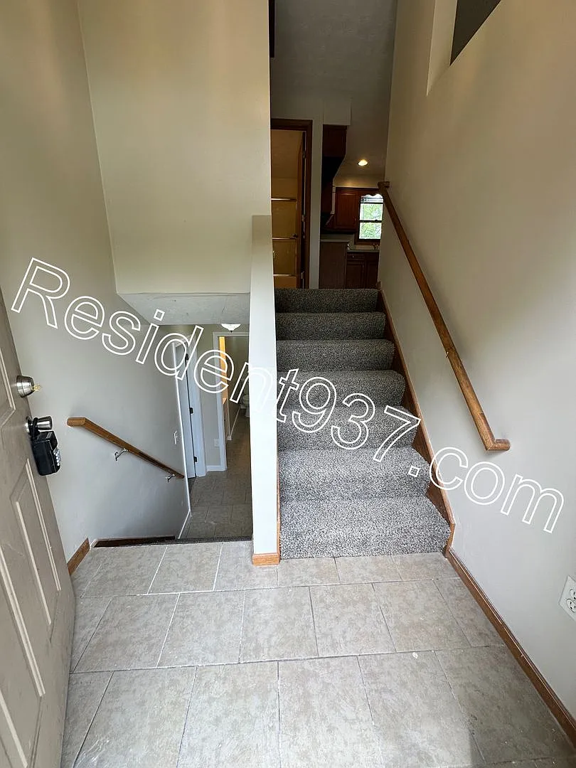 3 Bed 2 Bath Home on a Large Private Lot — Photo 2