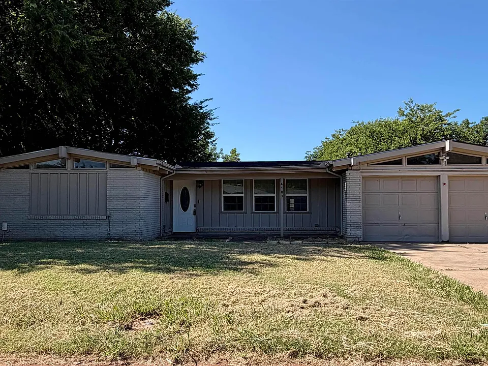 4103 Berwick Dr