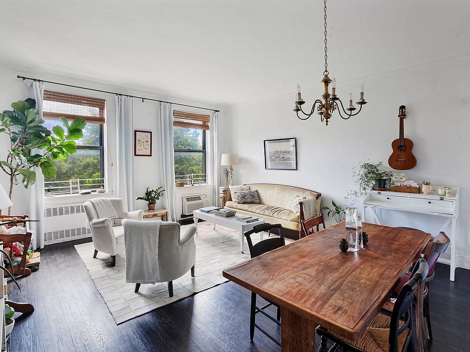 1st image of 407 Central Park W APT 4C