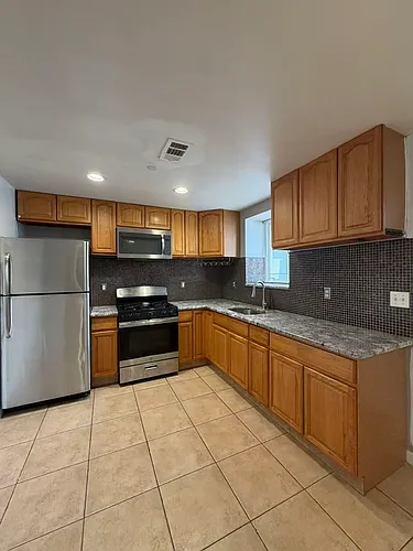170A Greenleaf Ave #B Photo 1 170A Greenleaf Ave #B Photo 1