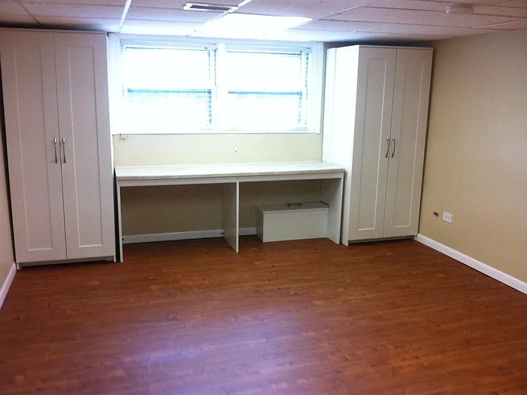 100 Hillgrove Ave #102 — Photo 11