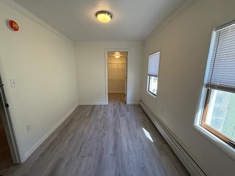 41 Pulaski St #1 — Photo 9