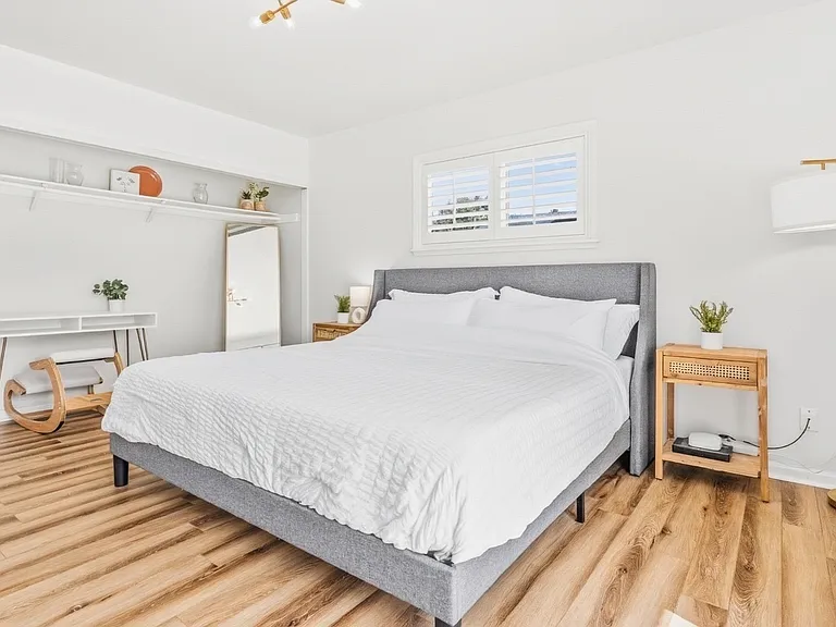 2240 N San Gorgonio Rd — Photo 14