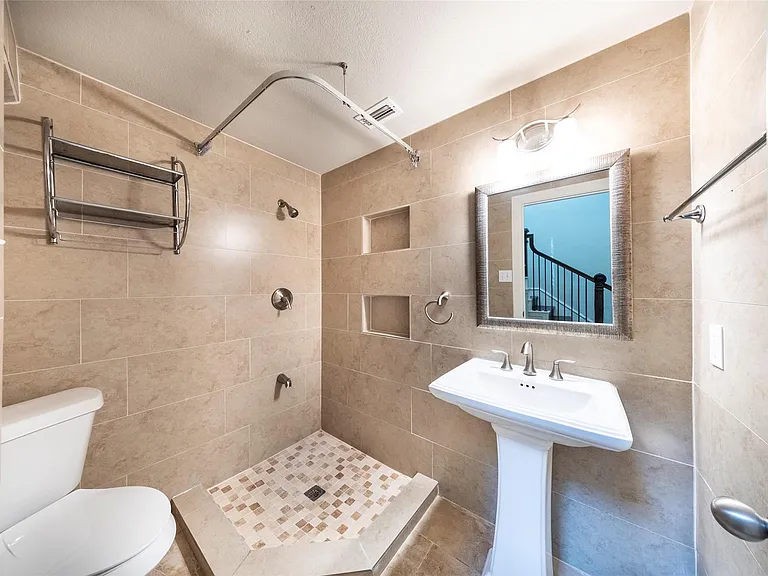 1217 Naples Dr — Photo 31
