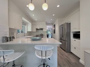 1271 Lasalle Pl #3X, Coquitlam, BC