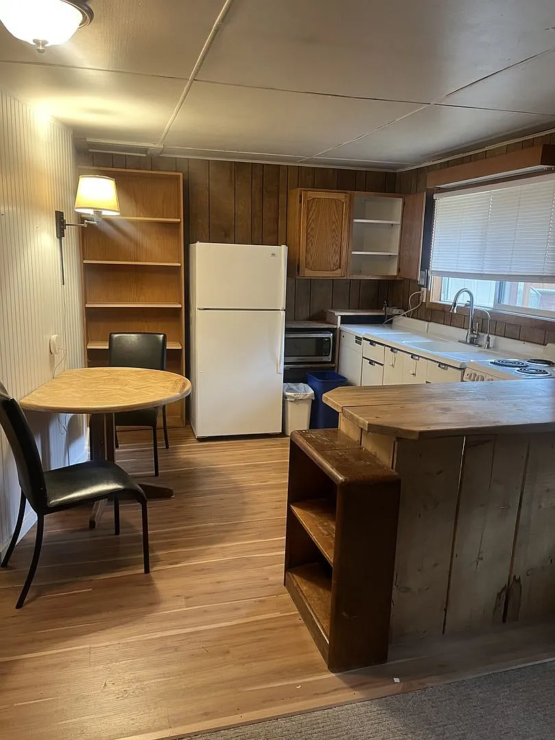 Available Now! | Three Rivers South | 6-Month Lease — Photo 3