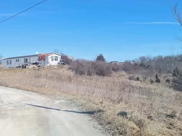 351 Bishop Ln, Falmouth, KY 41040