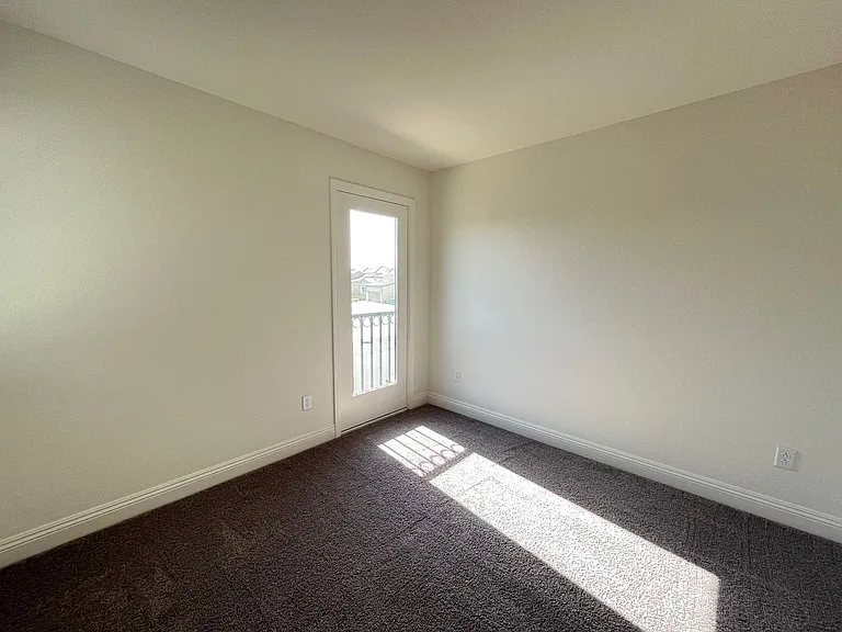 307 Ninos Dr — Photo 16