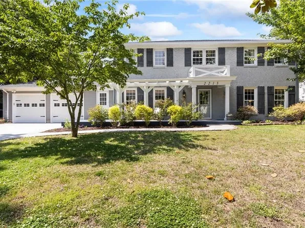 2213 Covered Bridge Way, Virginia Beach, VA 23454