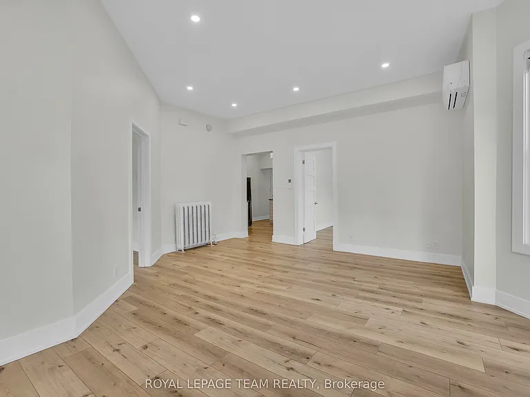 531 McLeod St #A — Photo 6