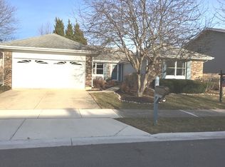 1105 Wadsworth Pl, Vernon Hills, IL 60061