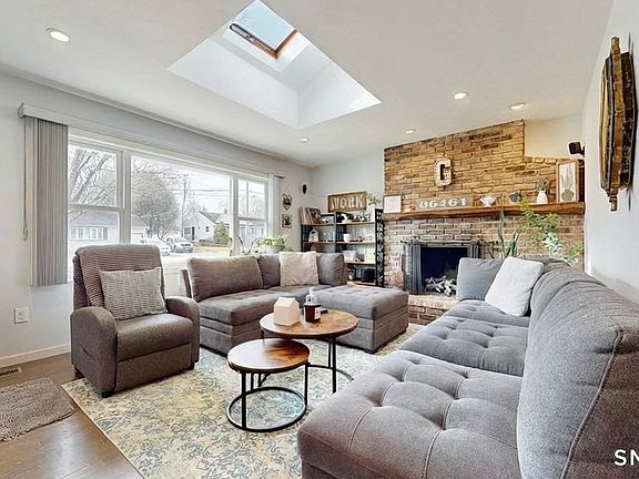 2nd image of 40 Dale Drive