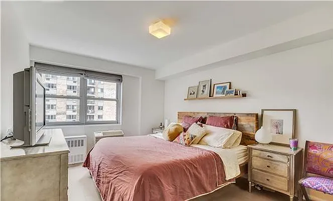 Rented by Triumph Property Group | media 7