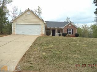 165 Sampson Ct, Covington, GA 30016