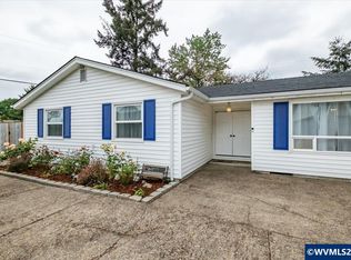 2909 S Shore Dr SE, Albany, OR 97322