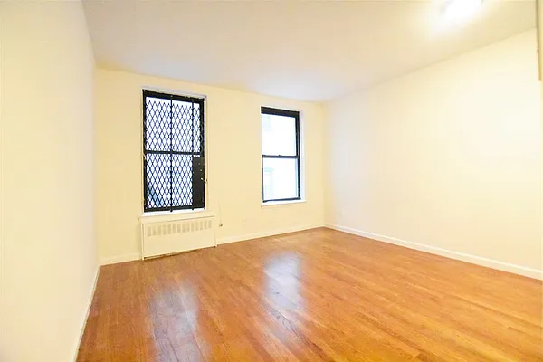 Rented by Bold New York | media 10