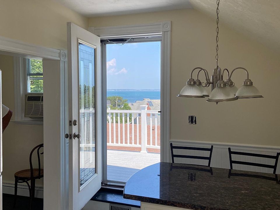 Door from kitchen to deck
