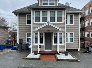 204 Presidents Ln #B, Quincy, MA 02169
