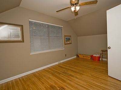 5th image of 93 White Oak Ln