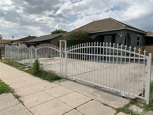 1432 W 9th St Photo 1
