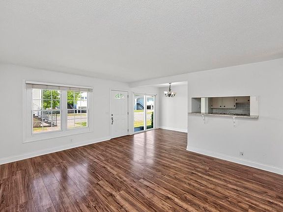 5th image of 810 Bellevue Rd APT 269