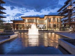 122 S Mahogany Ctr SE #403, Calgary, AB T3M 2Y1