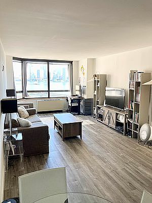 1st image of 630 1st Ave APT 8P
