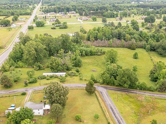 4th image of 3 Ridgedale Cir