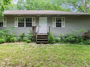 307 N Walnut St, La Monte, MO 65337