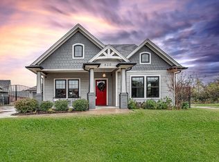 620 Kagen Ct, Burleson, TX 76028