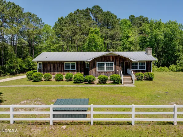 7662 Funston Road SE, Winnabow, NC 28479